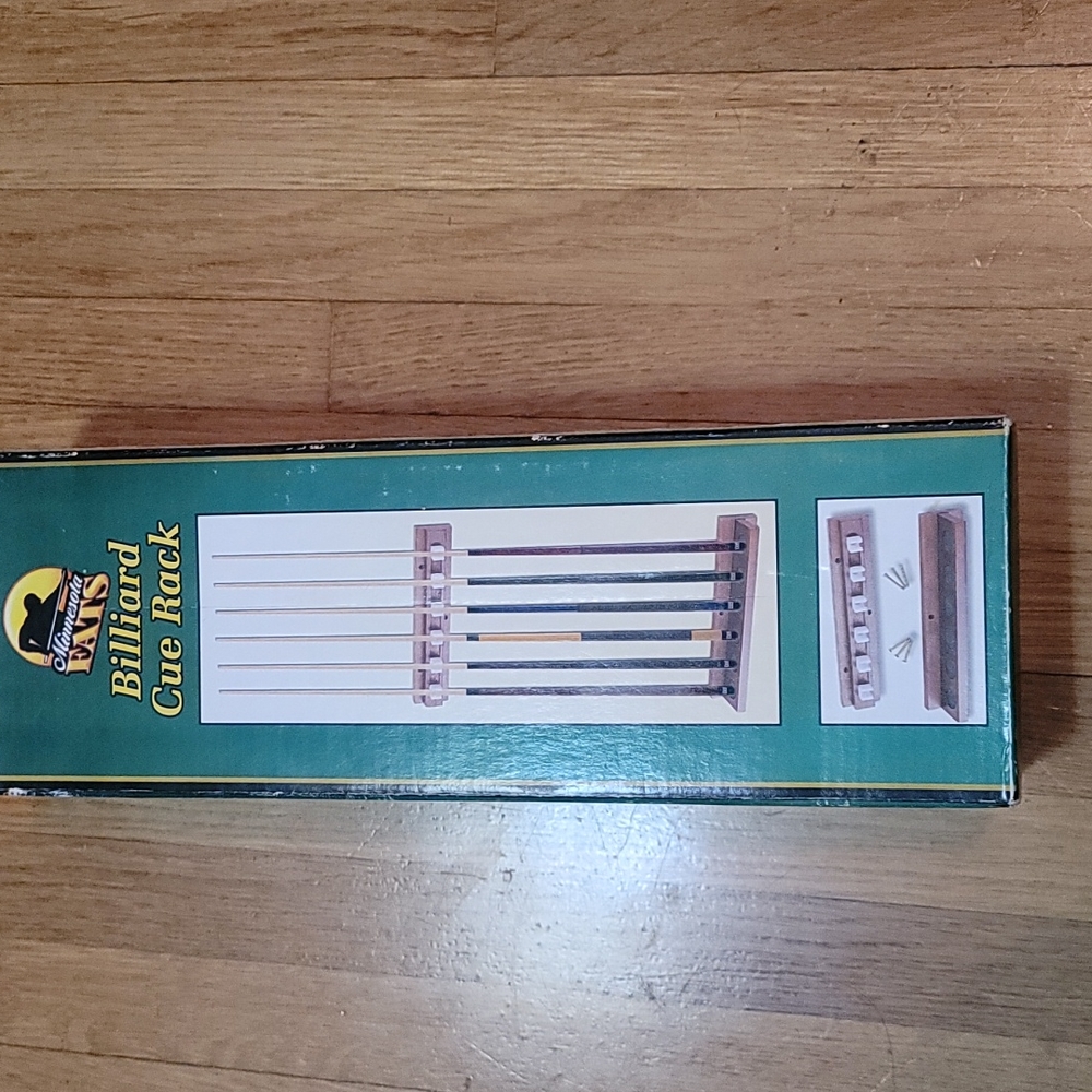 MINNESOTA FATS BRAND NEW BILLIARD CUE RACK ( HOLDS 6 CUES)